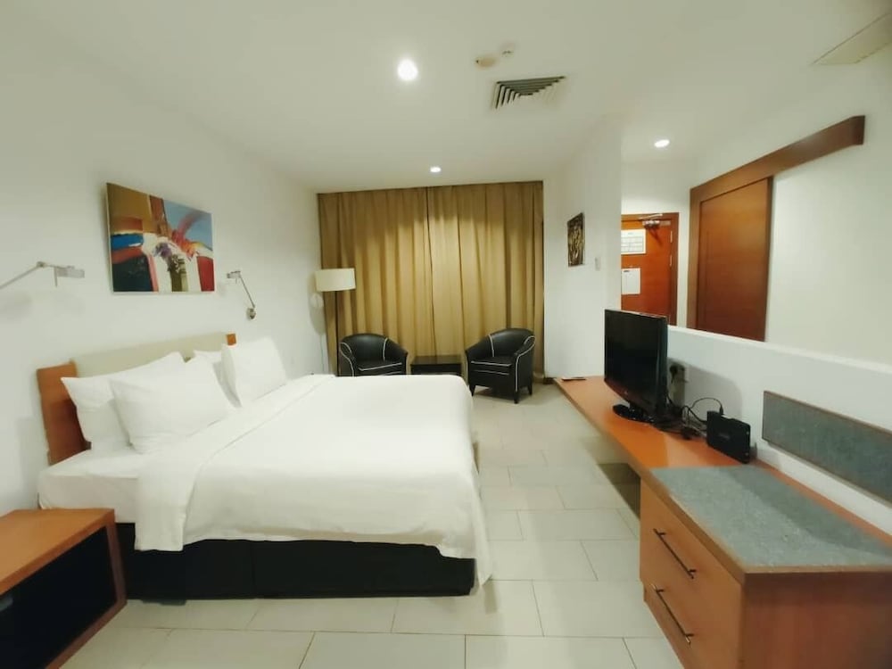 Superior, King Bed