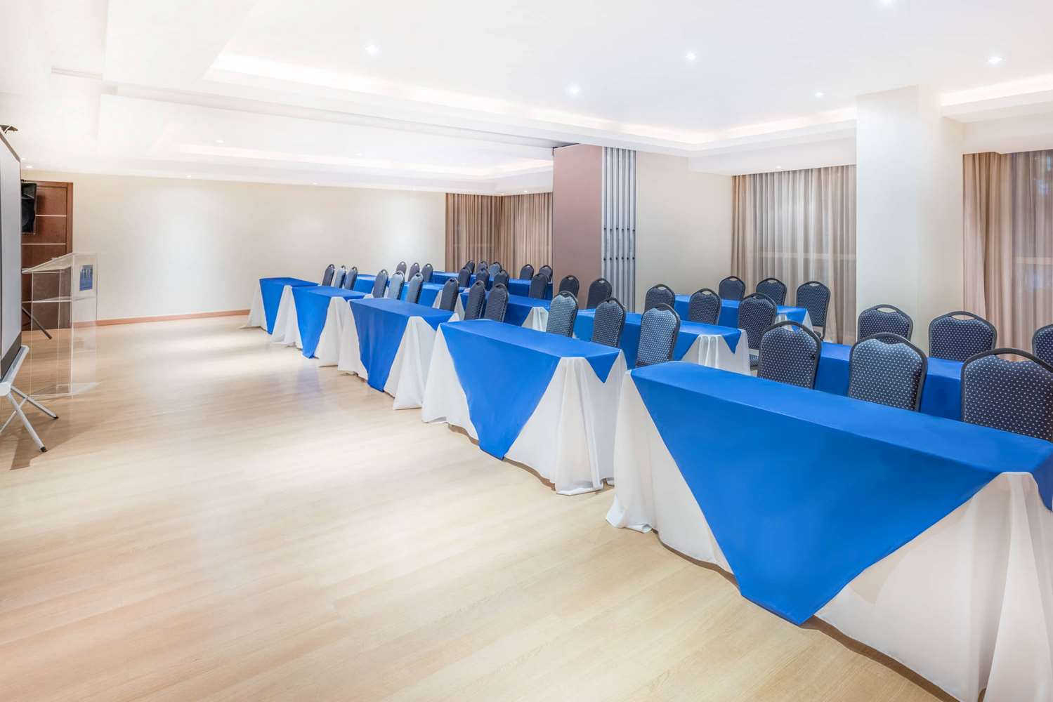 Tryp By Wyndham Panama Centro 60/62