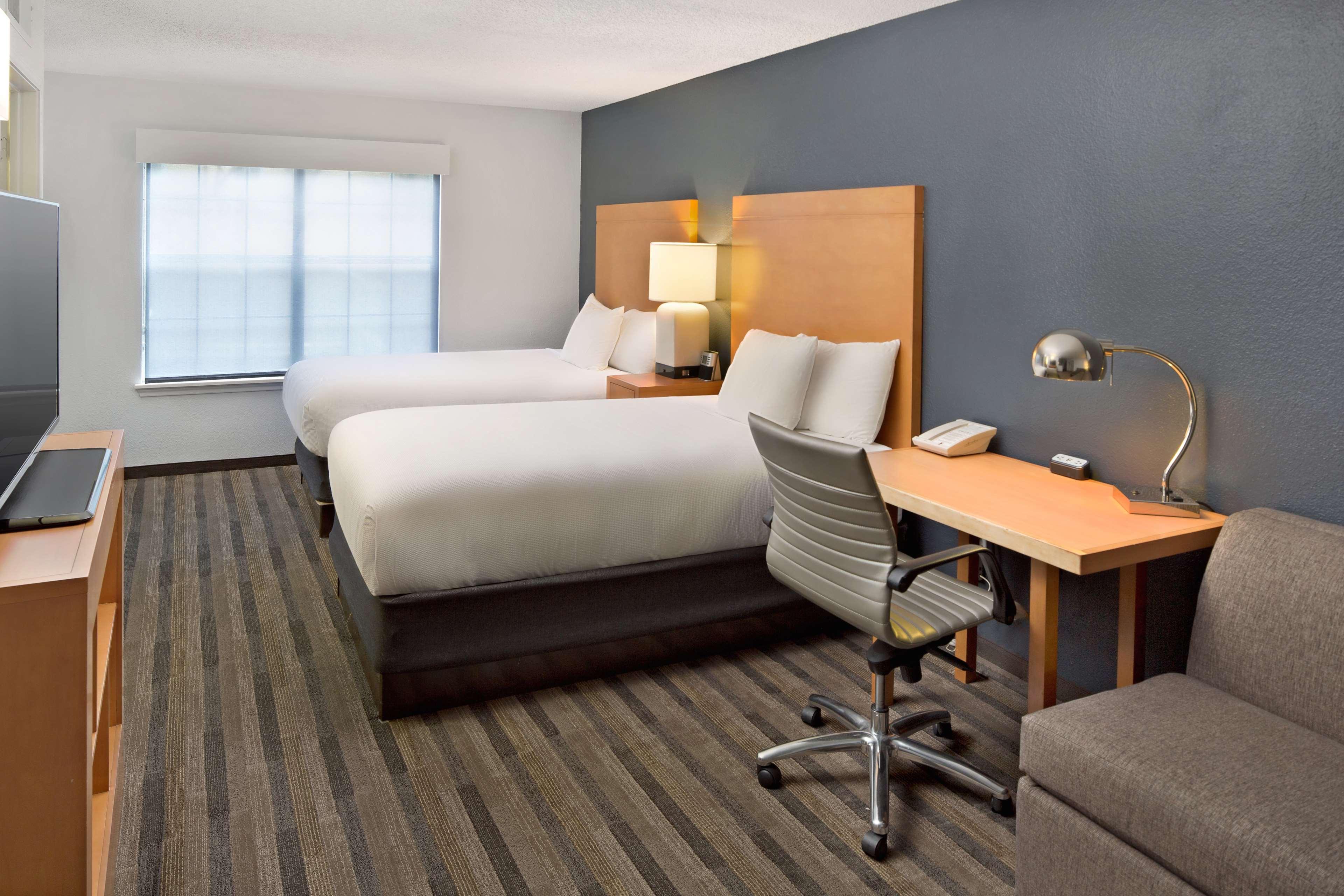 HYATT house Austin/Arboretum 7/41
