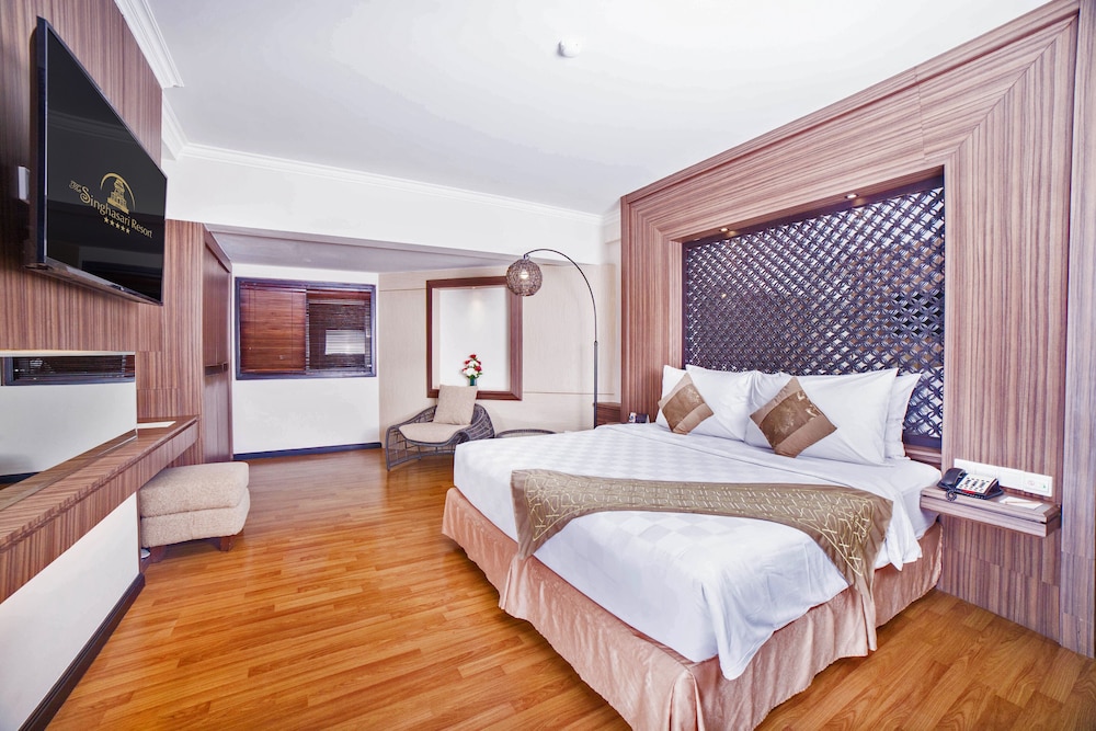 The Singhasari Resort 28/77
