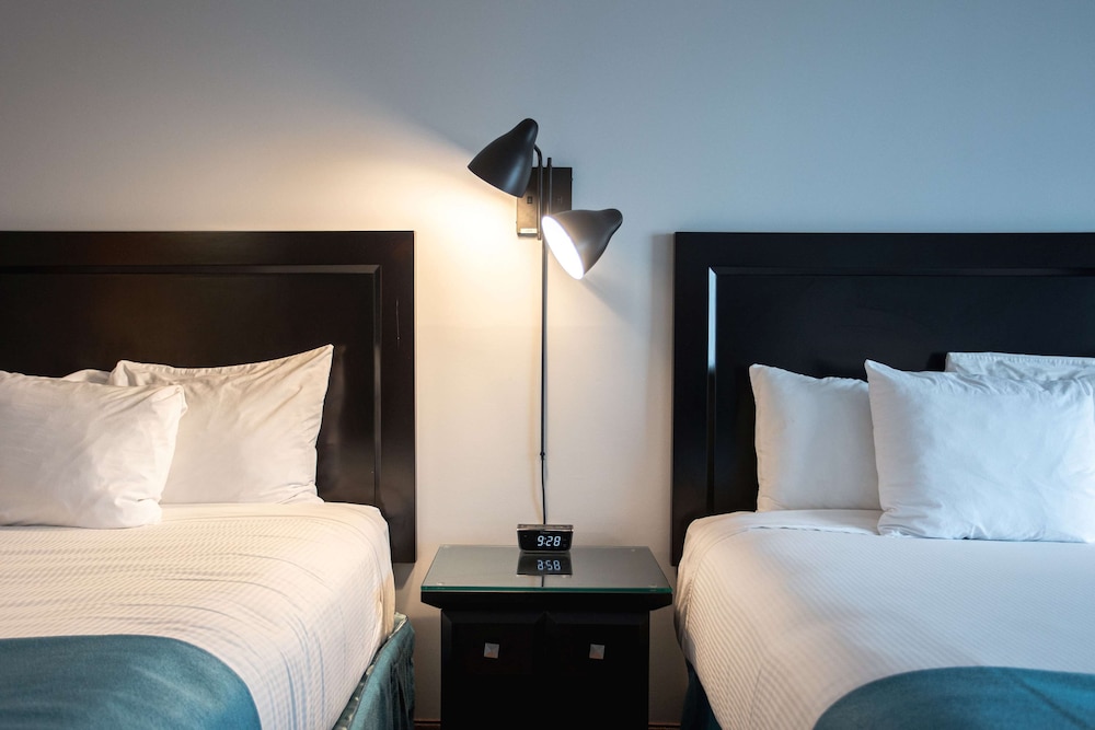Ramada By Wyndham Surrey/Langley 17/47