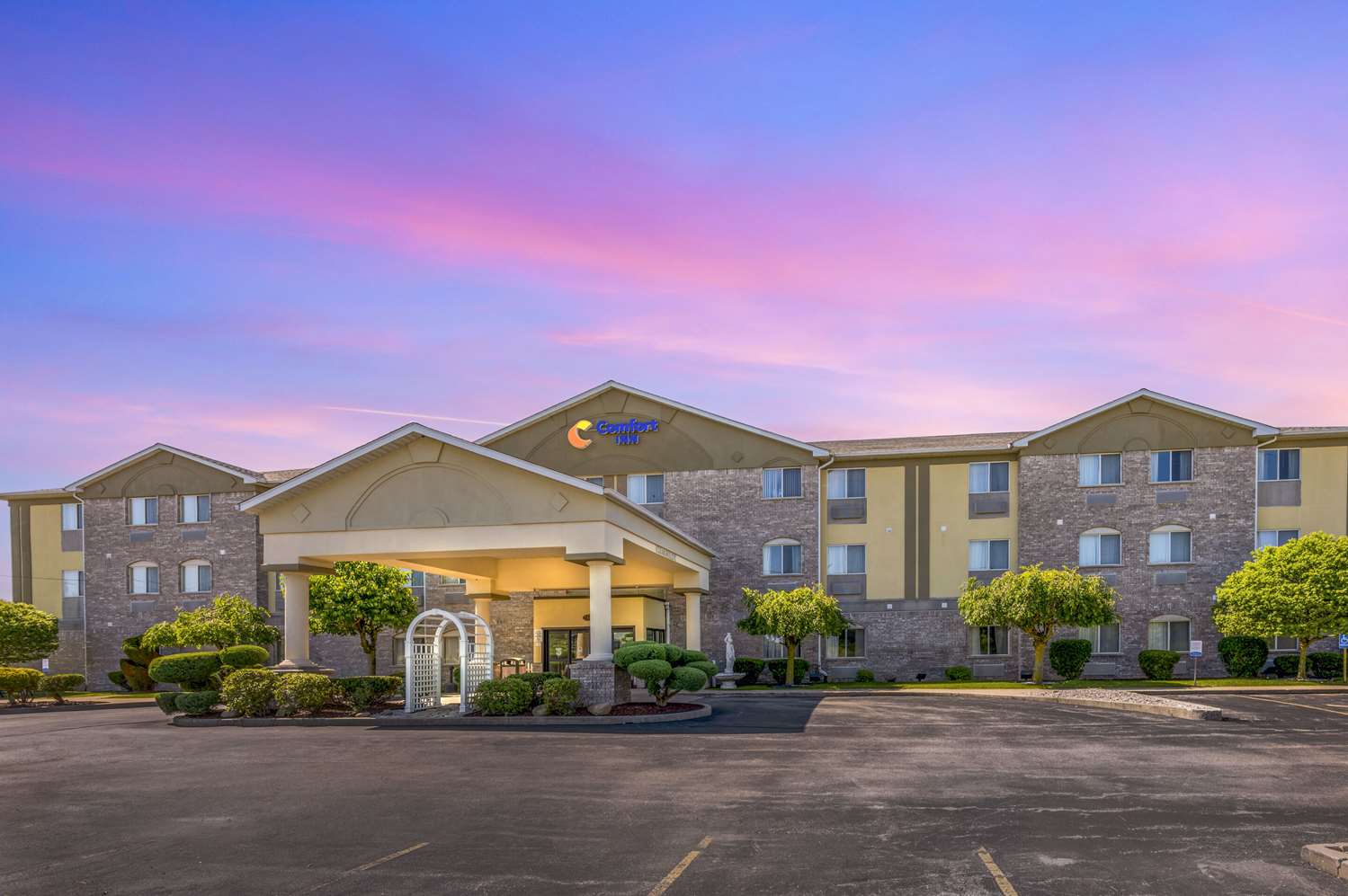 Comfort Inn Fremont, IN 39/39
