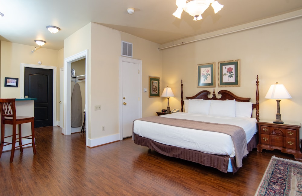 MarQueen Hotel 14/55