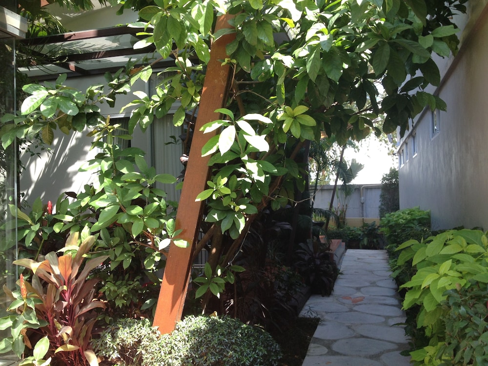 PHU NANA BOUTIQUE HOTEL 35/50