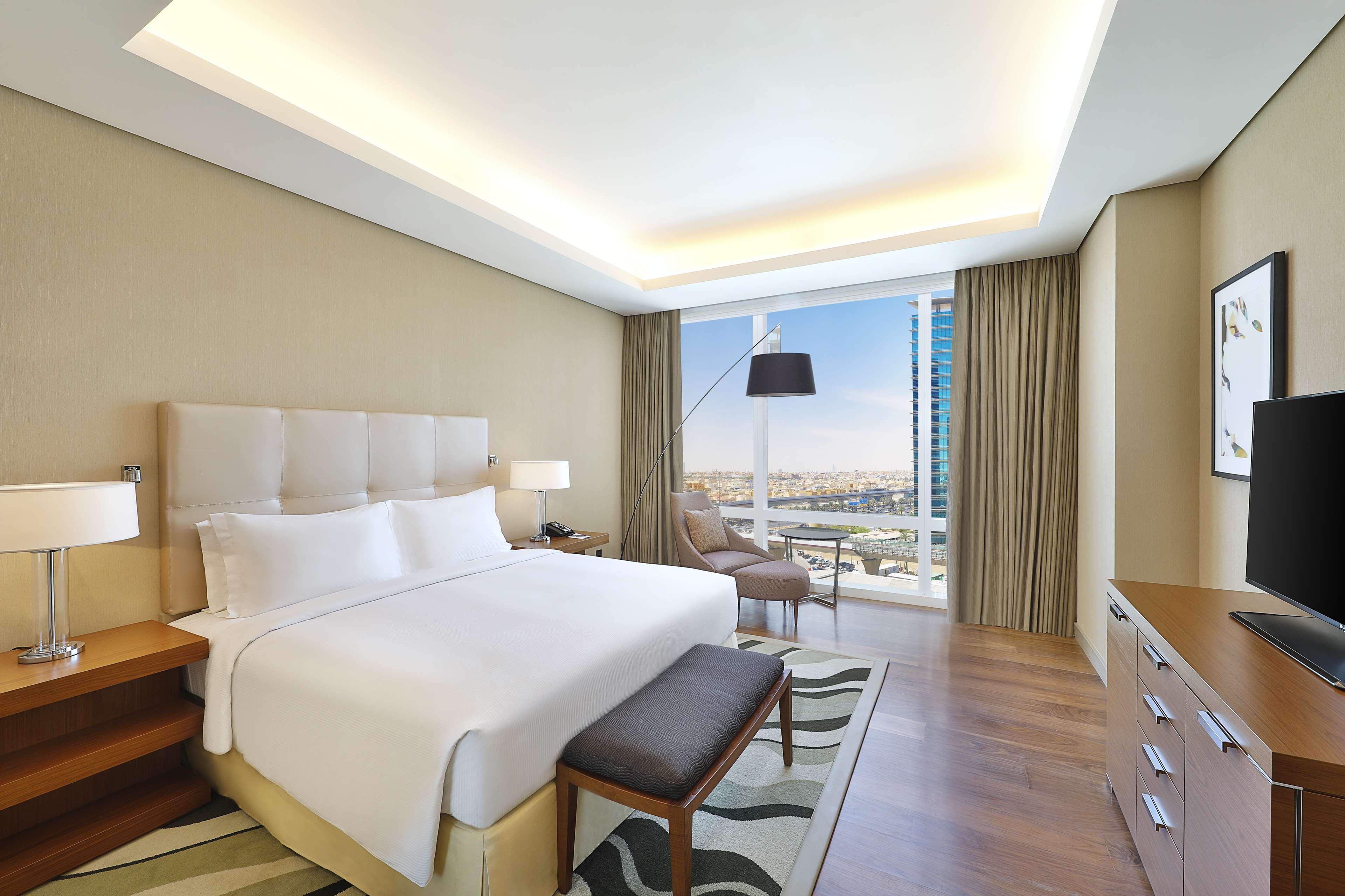 1 BEDROOM, DELUXE, APARTMENT, KING BED