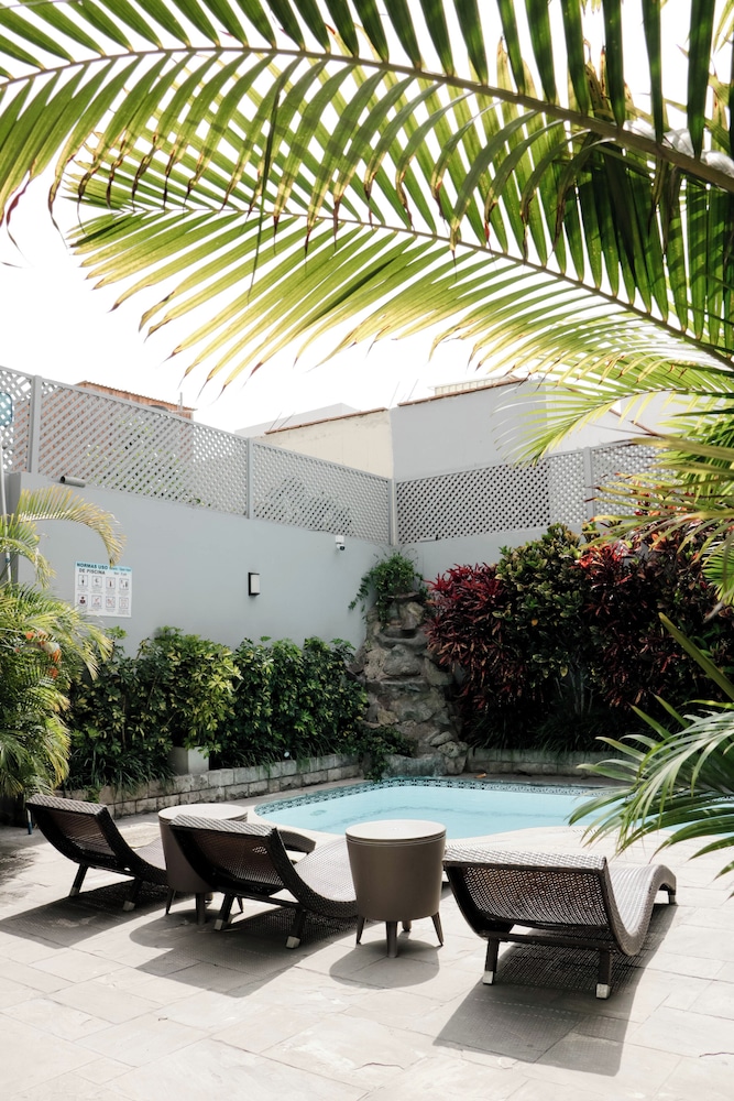 El Golf Hotel Boutique 44/50