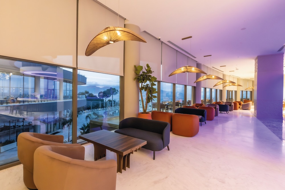 Beks Premium Resort and Spa 114/146