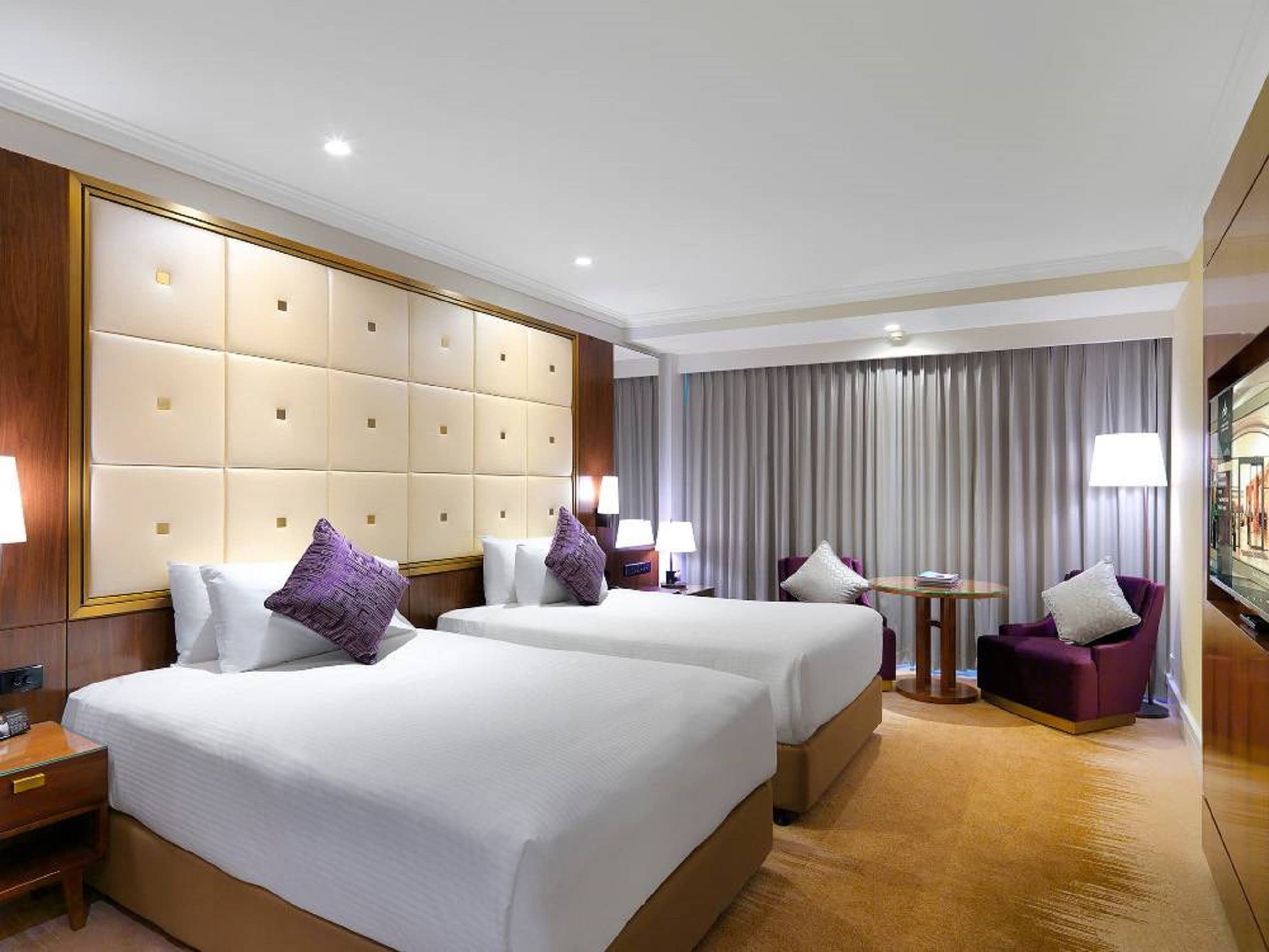 Deluxe Double Double Room