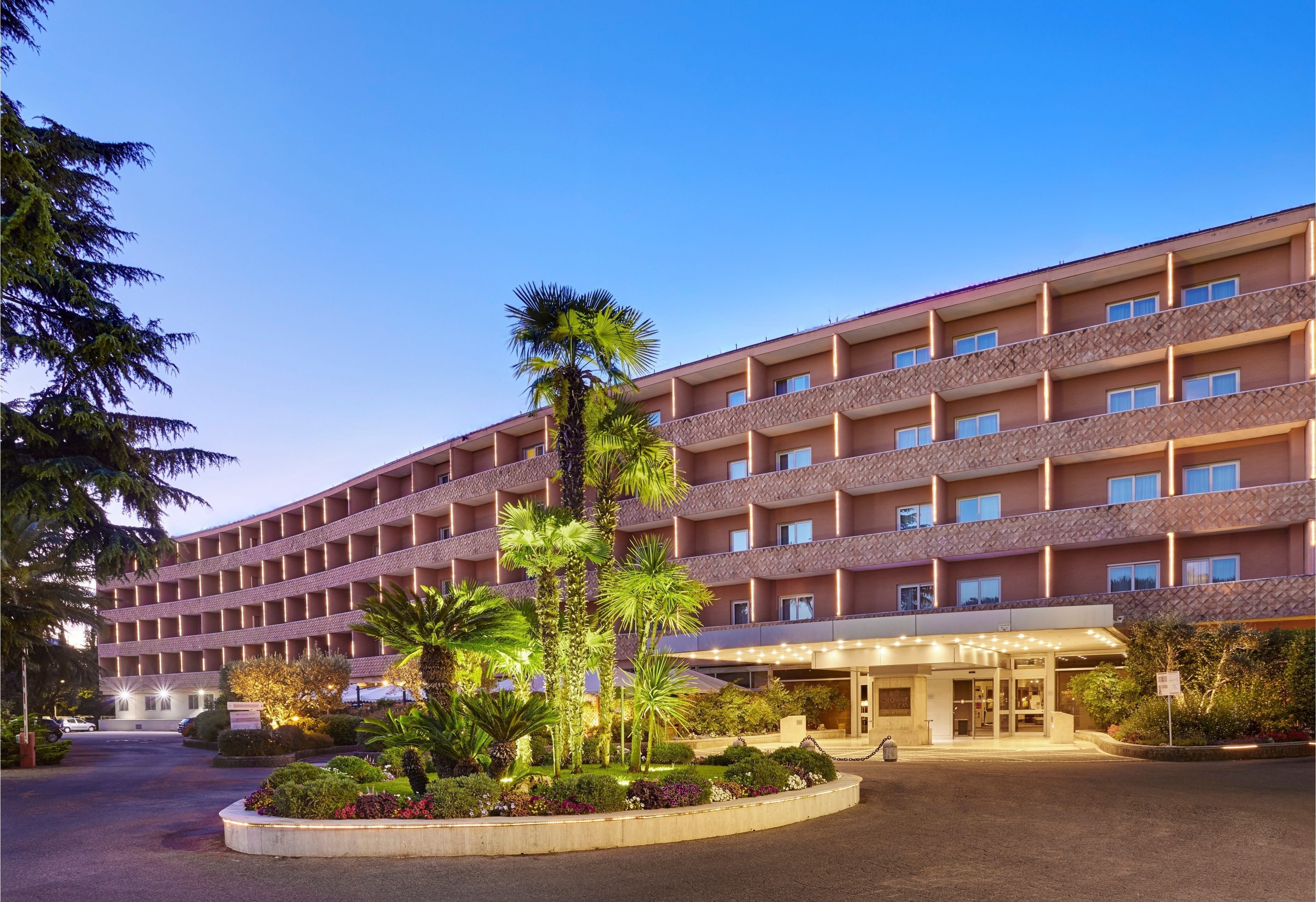 Crowne Plaza St Peter S 8/77