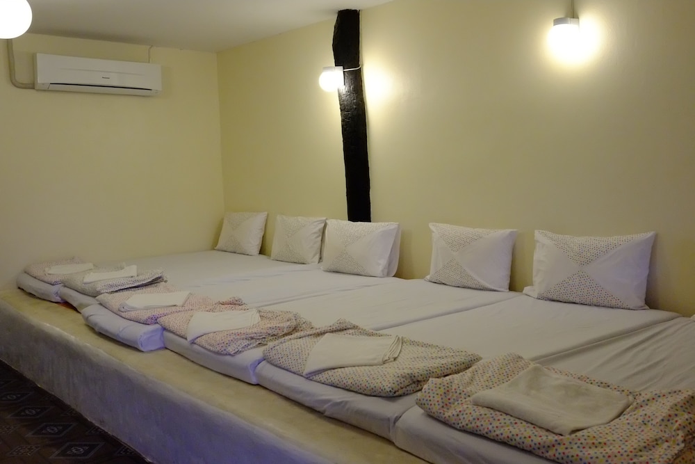 Lumphachi Lakehill Resort 24/36