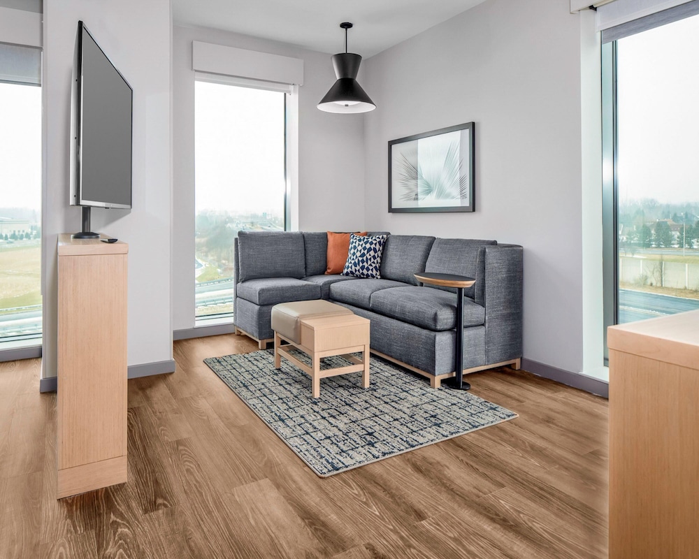 Hyatt Place Allentown / Lehigh Valley 11/23