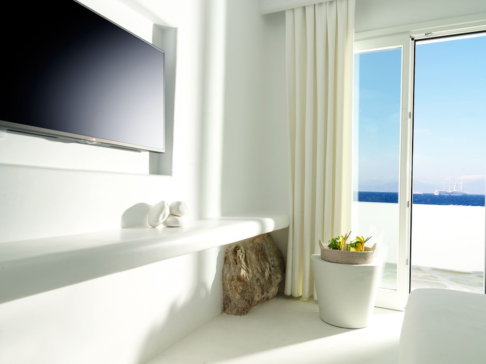 Mykonos Bay Resort and Villas 23/73