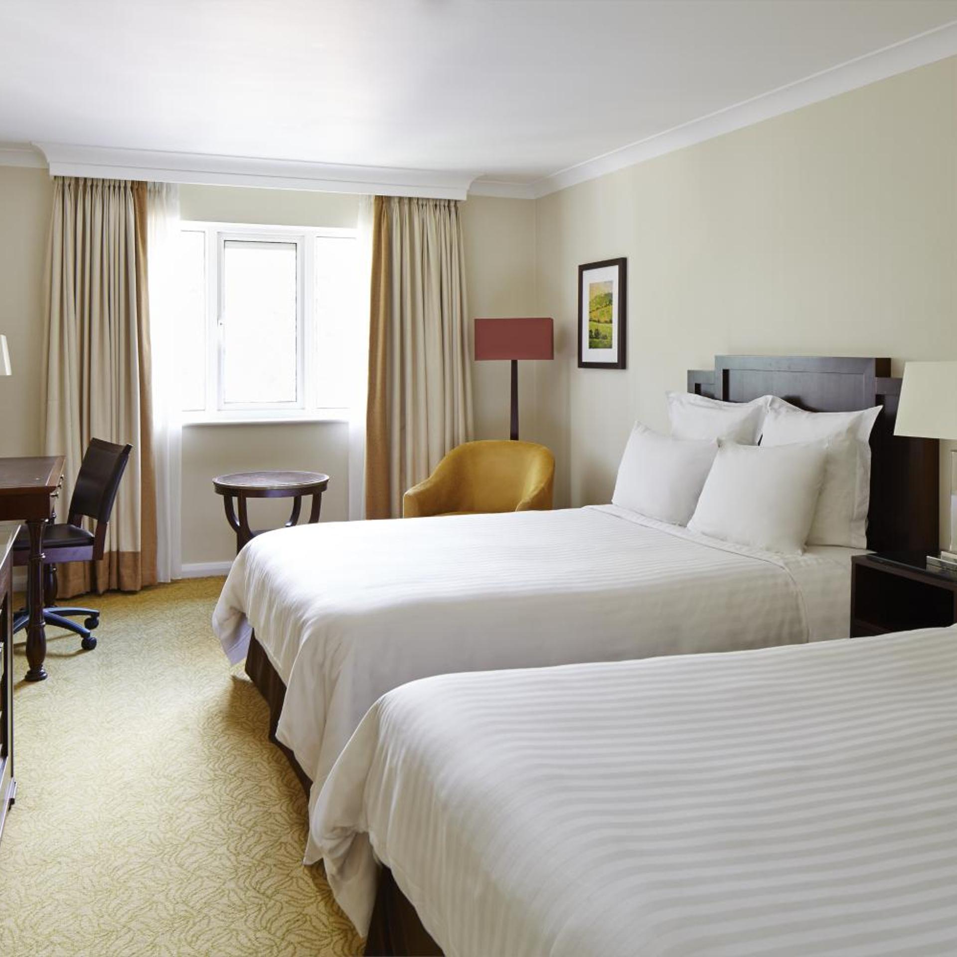FAMILY, DOUBLE BED