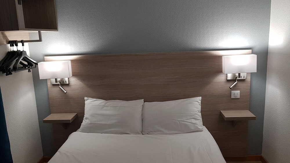 HOTEL AKENA CITY CLERMONT L'HERAULT 12/25