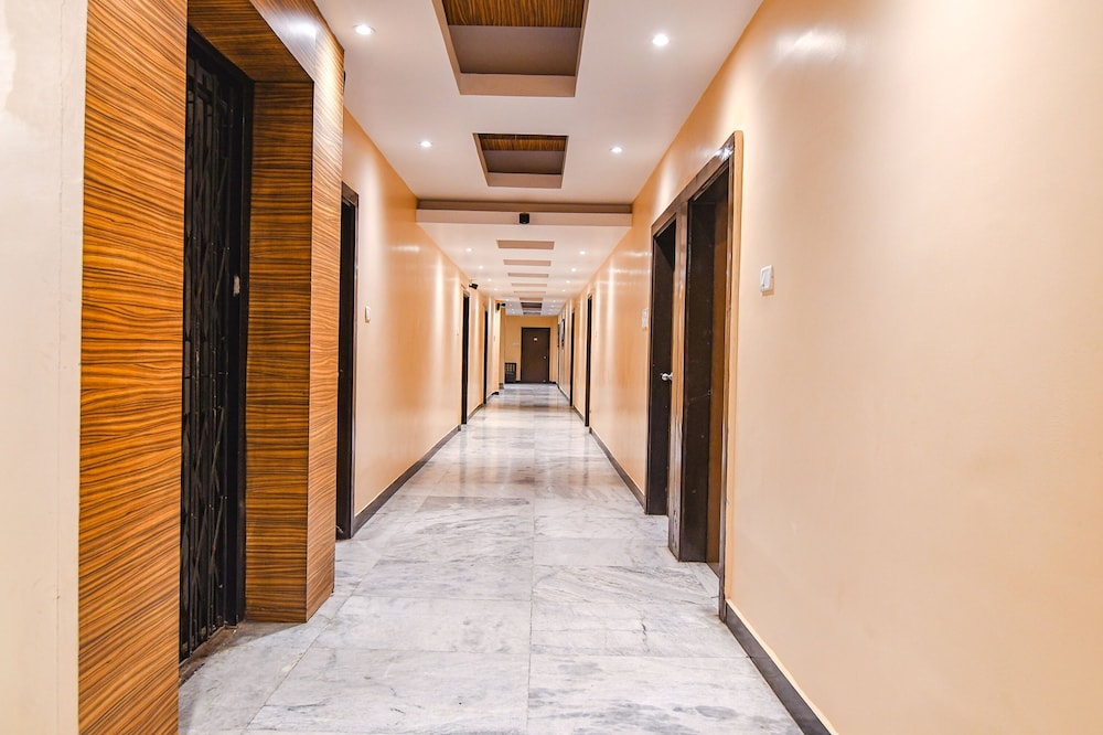 OYO Premium Hinoo Ranchi 5/53