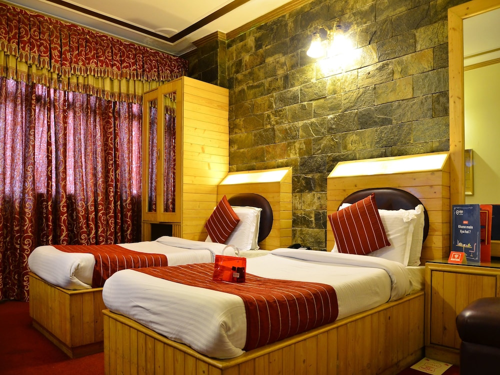 LALS HAVELI 27/47