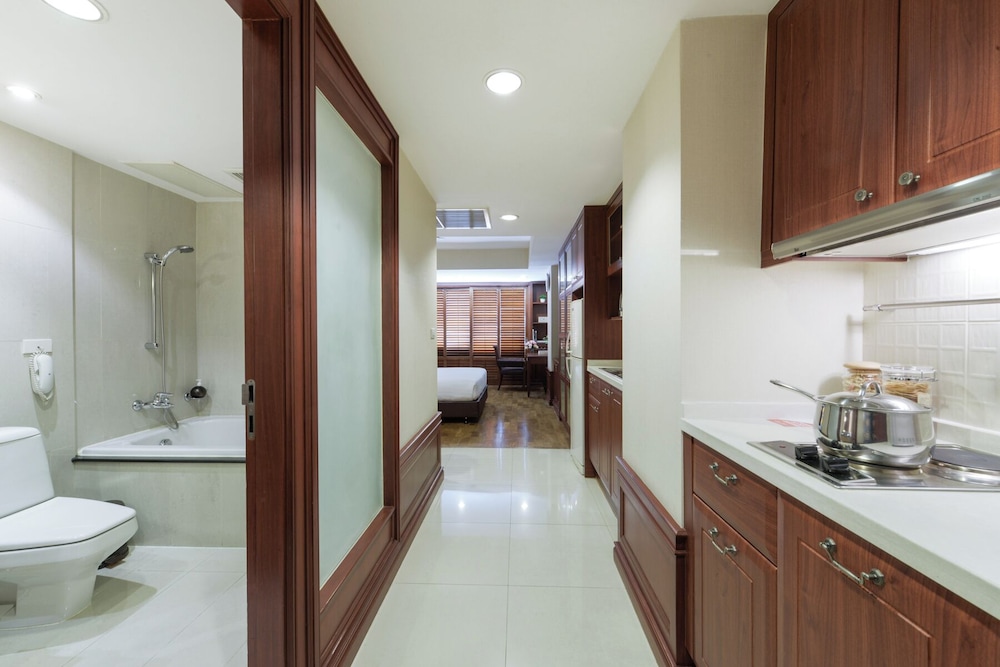 Centre Point Sukhumvit Thong Lo 69/70