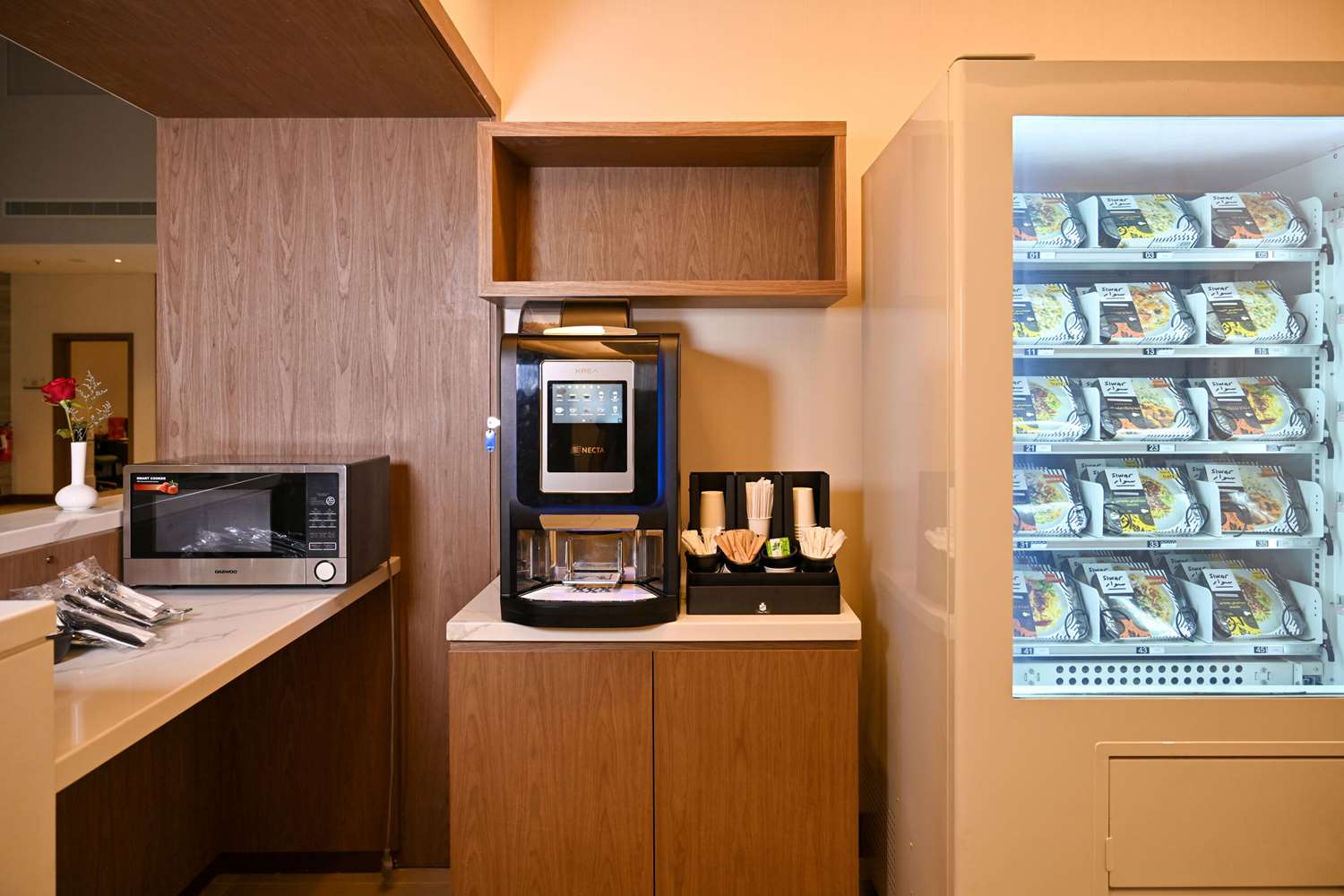 فندق كومفورت الرياض(Comfort Hotel Riyadh Olaya) 29/33