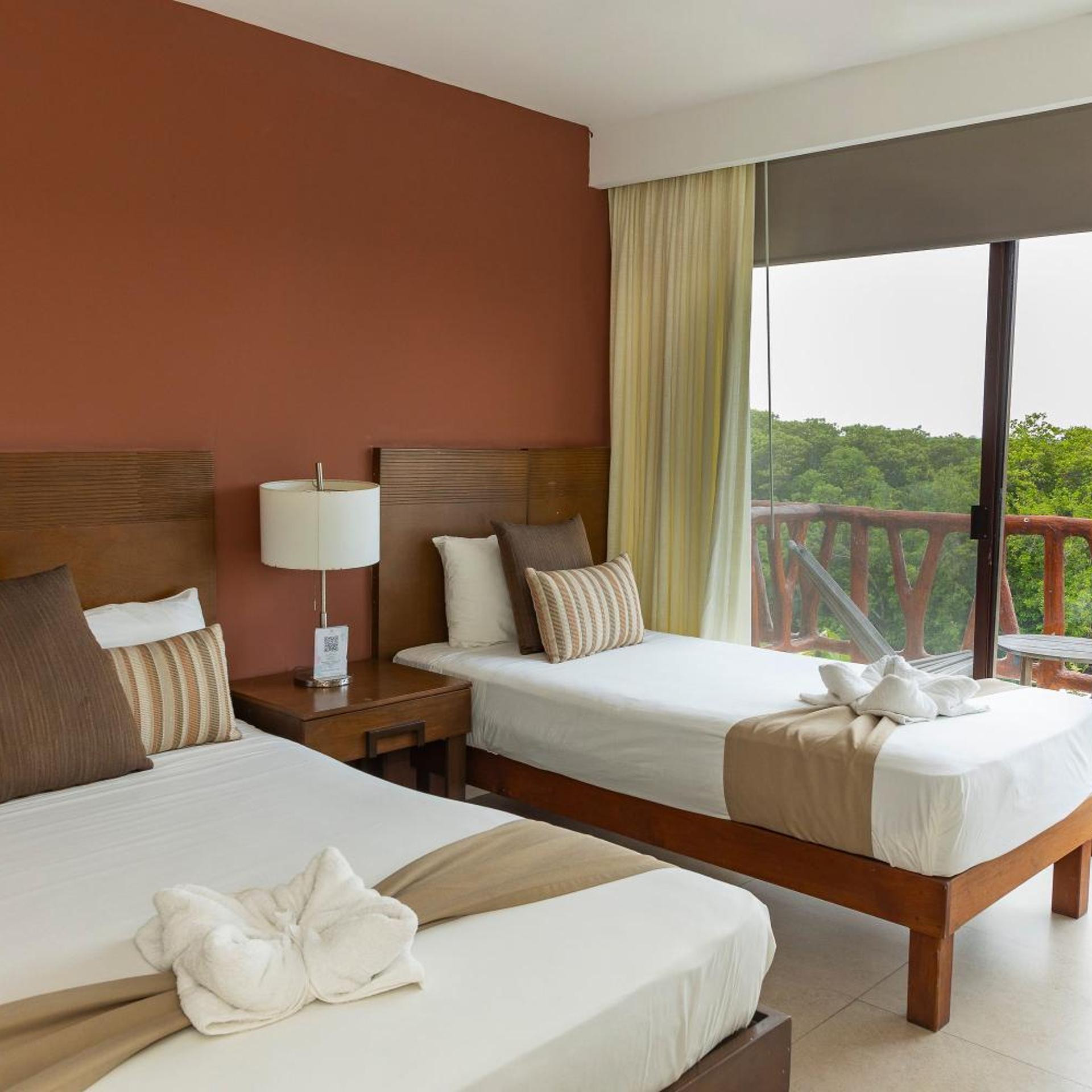 Room, Triple, 1 Queen and 1 Single Bed, Sunset View, Koox Quinto Sole Boutique Hotel 2/8