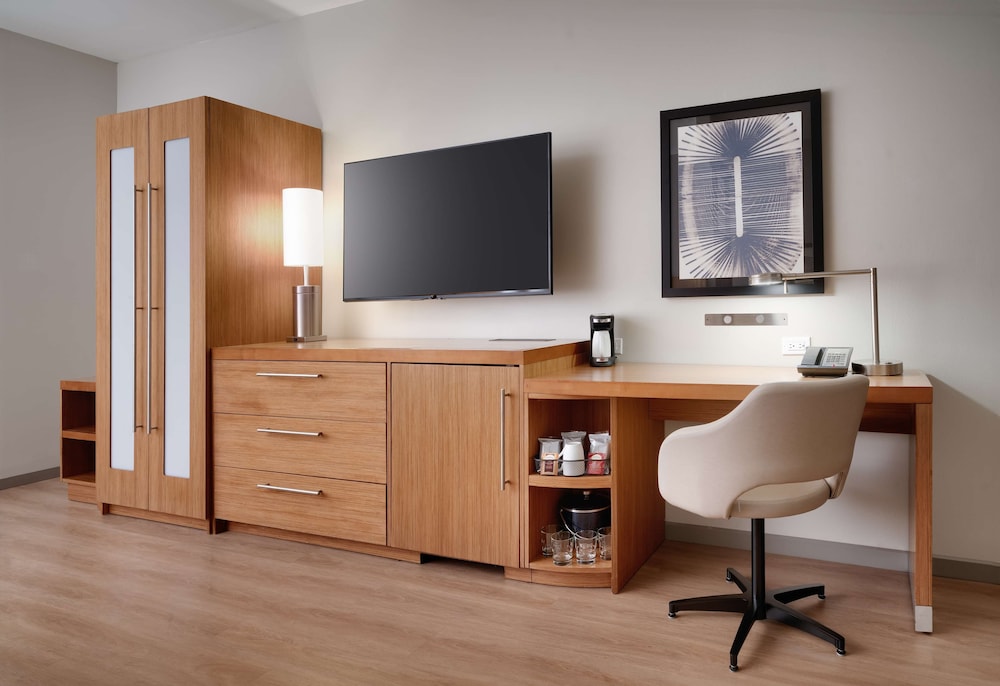 Hyatt Place At Anaheim Resort Convention Center 59/71