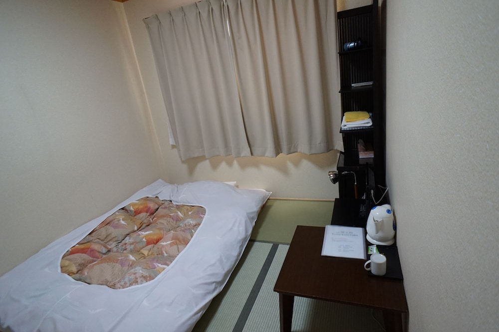 JAPANESE, TYPE B, DOUBLE BED, SHARED BATHROOM