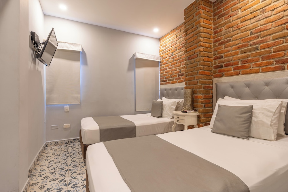 Hotel Boutique Adaz 51/51
