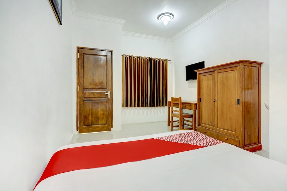 Hotel O near UNISLA formerly Homestay Bougenville 17/44