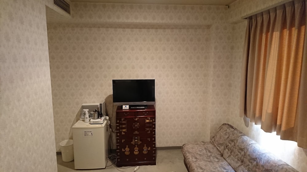Hotel Muroran Hills 30/40