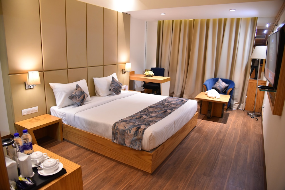 Hotel Narayanam 35/50
