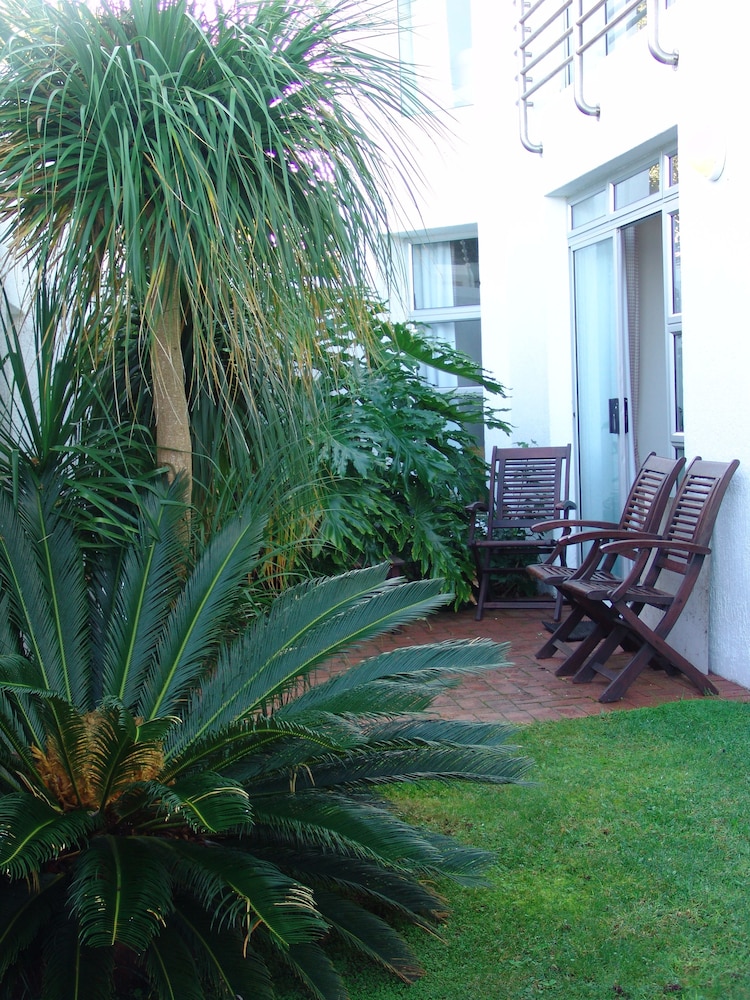 Diaz 15 House on the Bay 53/58