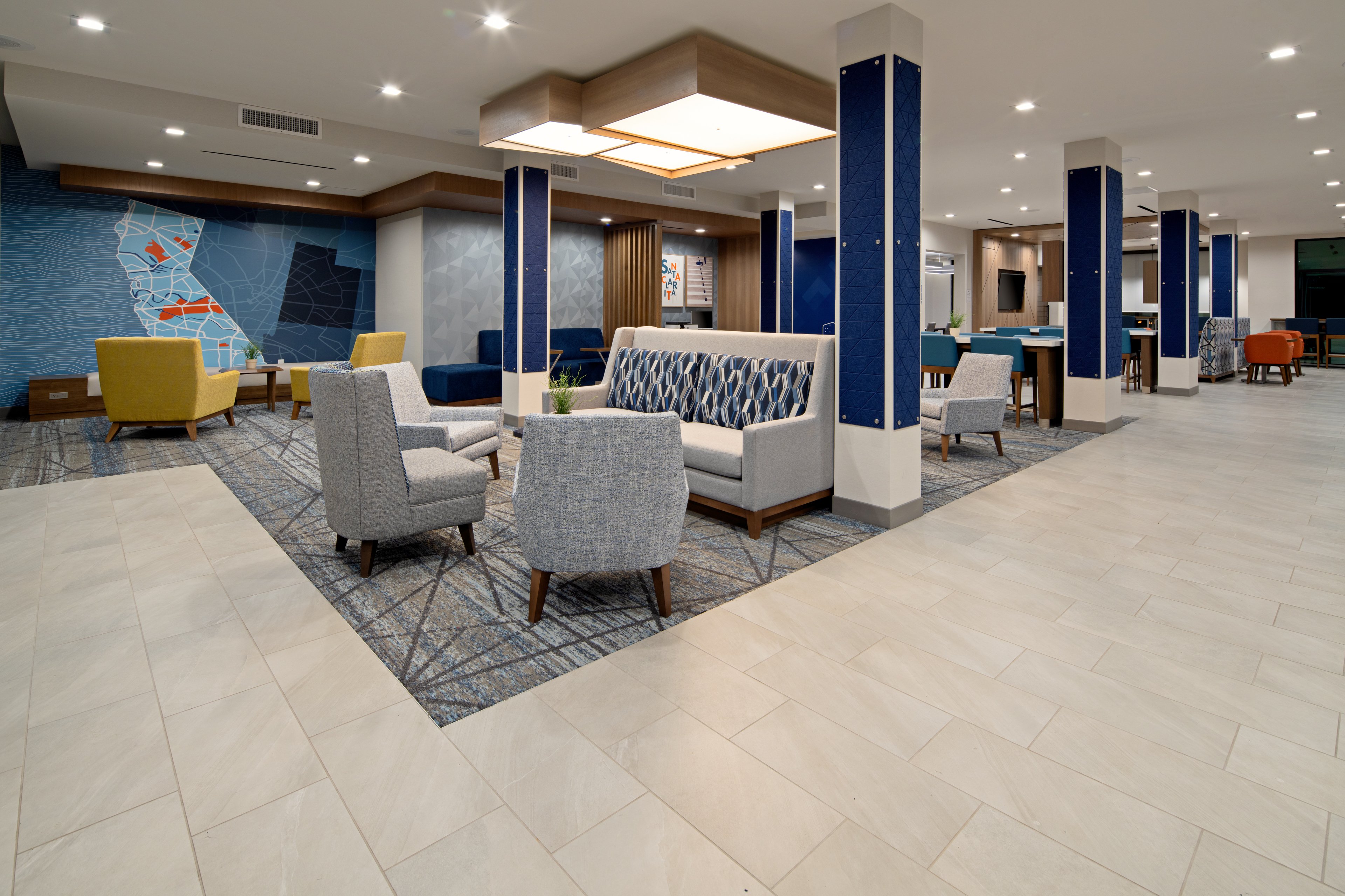 Holiday Inn Express Suites Valencia Santa Clarita 39/63
