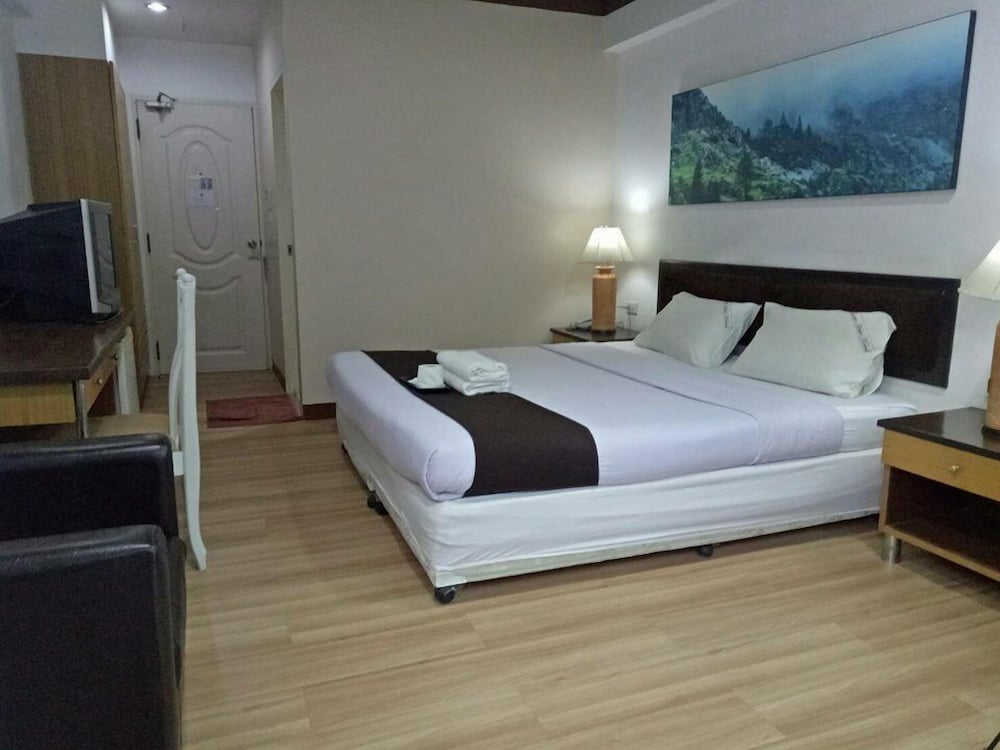 Thai Inter Hotel 5/18