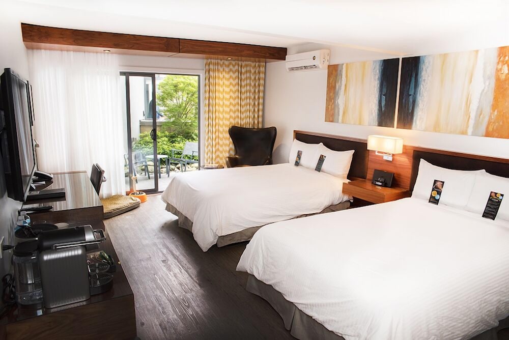 Qualicum Beach Inn 21/70