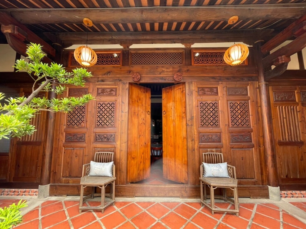 Guning Xiexinyuan Historical Inn 5/48