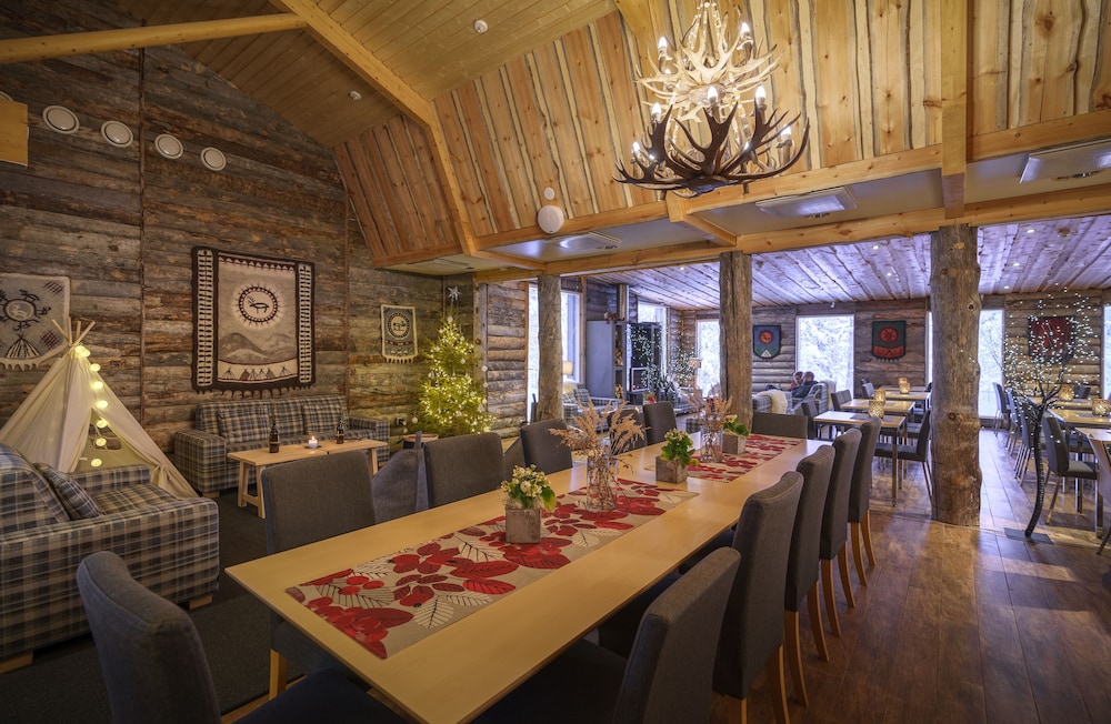 Wilderness Hotel Muotka 48/63