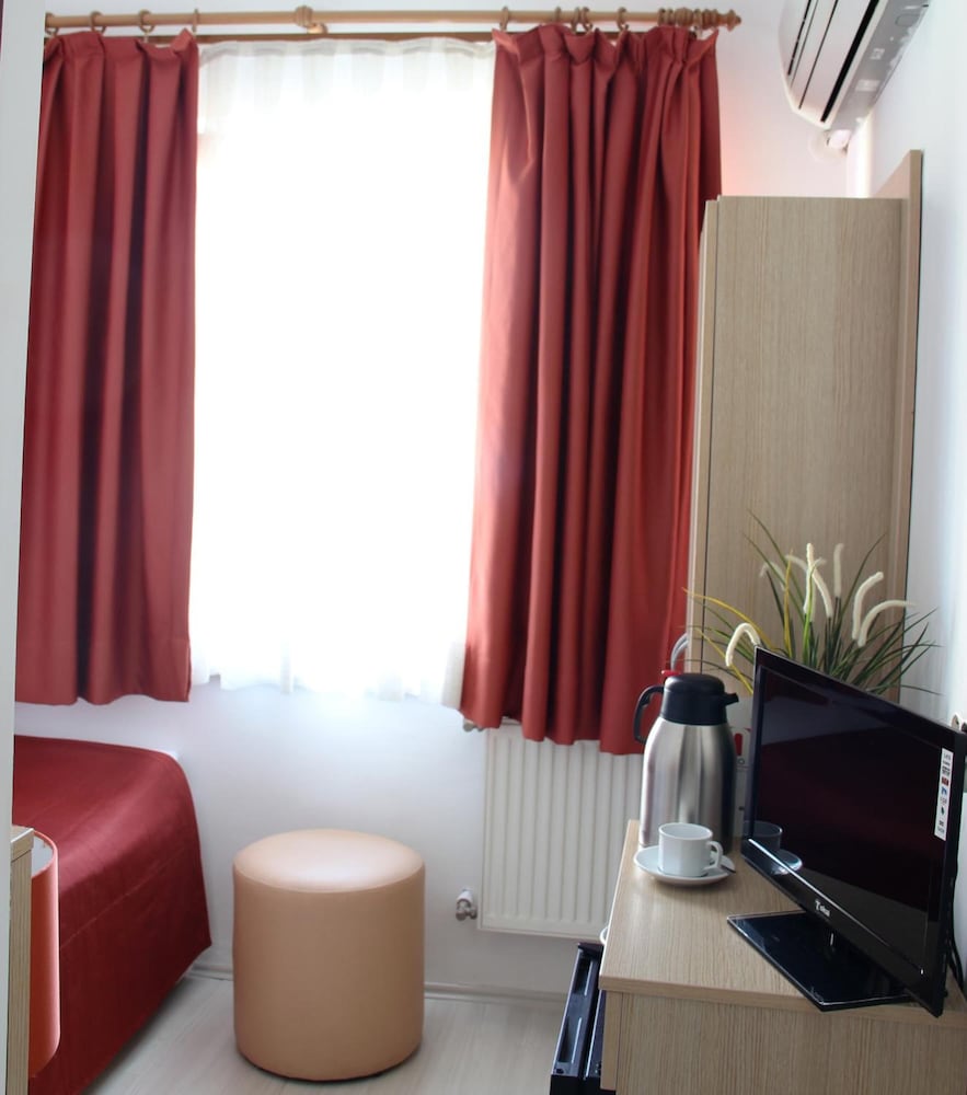 Payidar Hotel 24/41