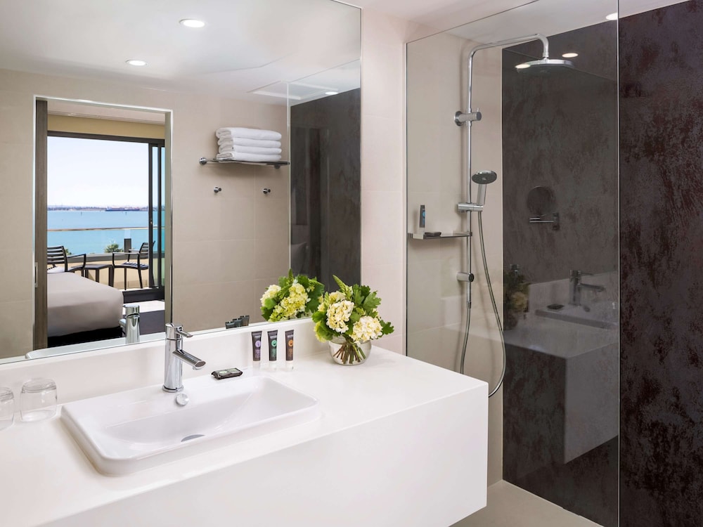 Novotel Geelong 14/74