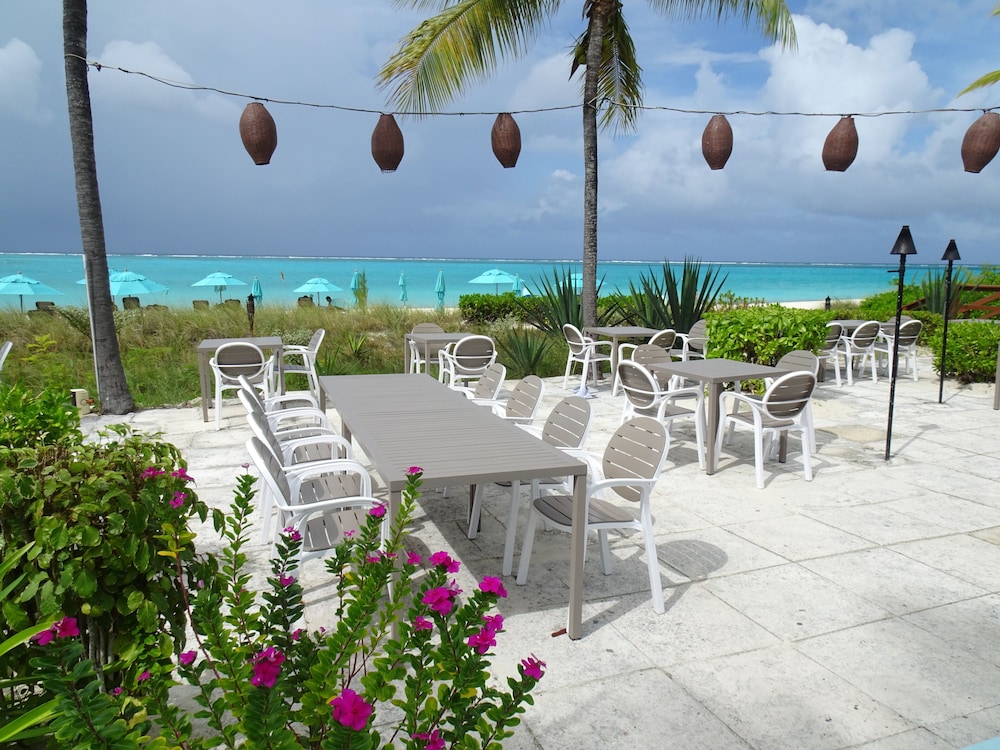 Sibonne Beach Hotel 40/62