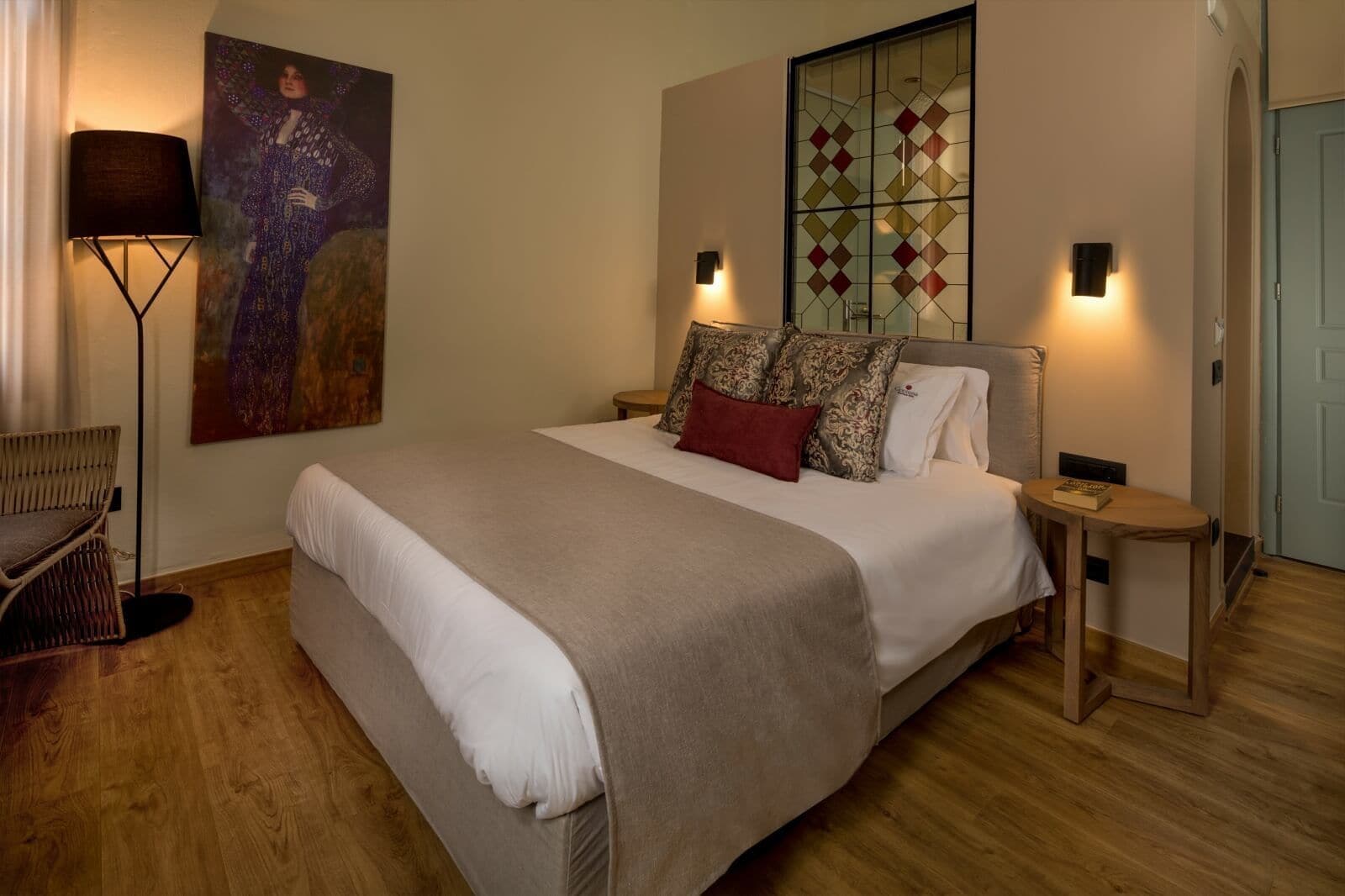 STANDARD, DOUBLE BED