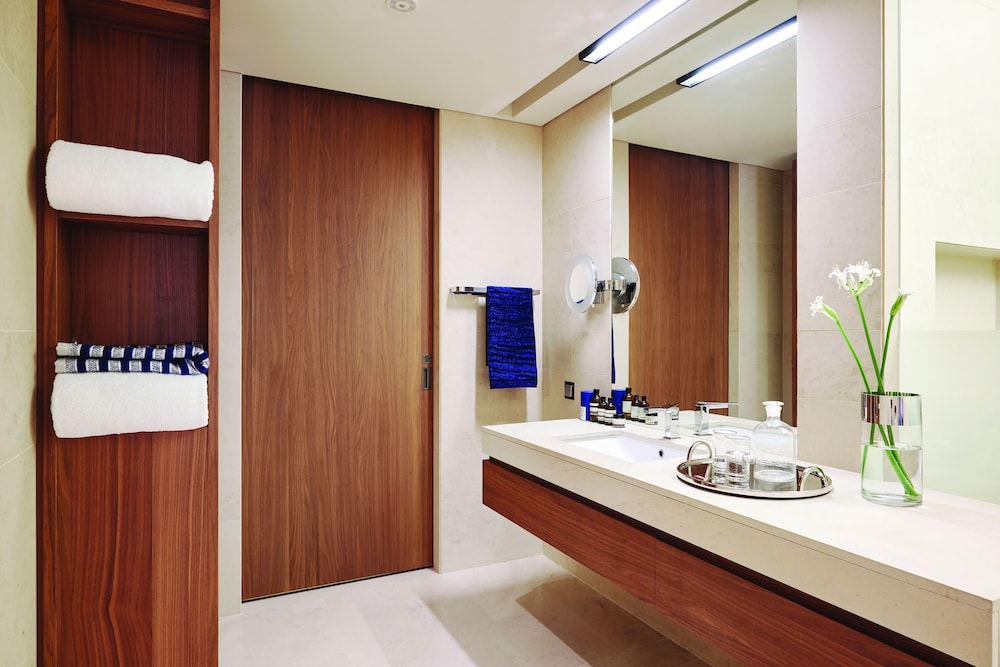 The Classic 500 Pentaz Executive Residence 73/73