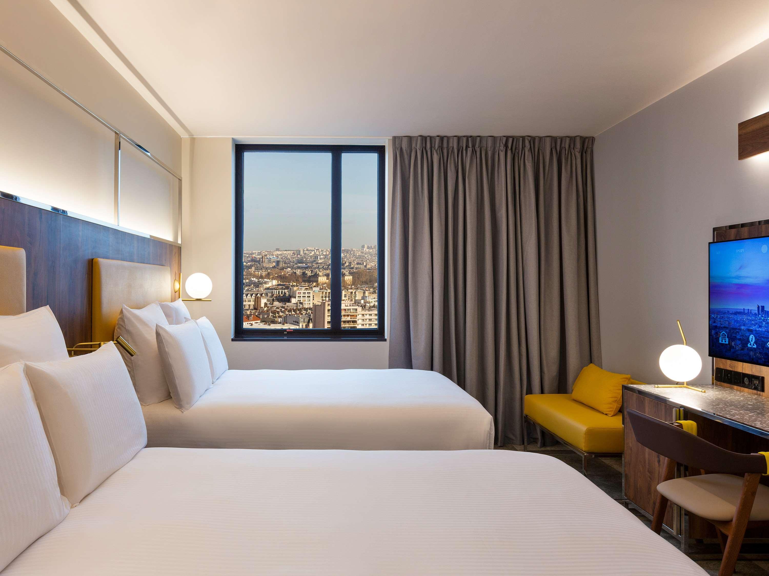 2 ROOMS, DELUXE, FAMILY, 4 DOUBLE BEDS, CITY VIEW