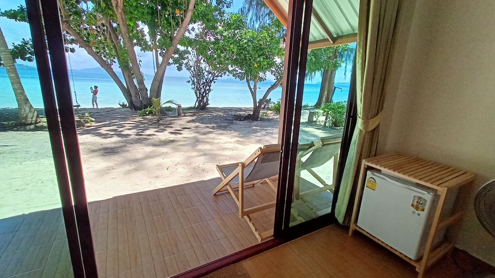 Kradan Beach Resort 27/48