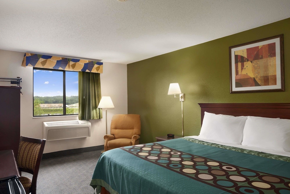 Red Roof Inn Mansfield 11/26