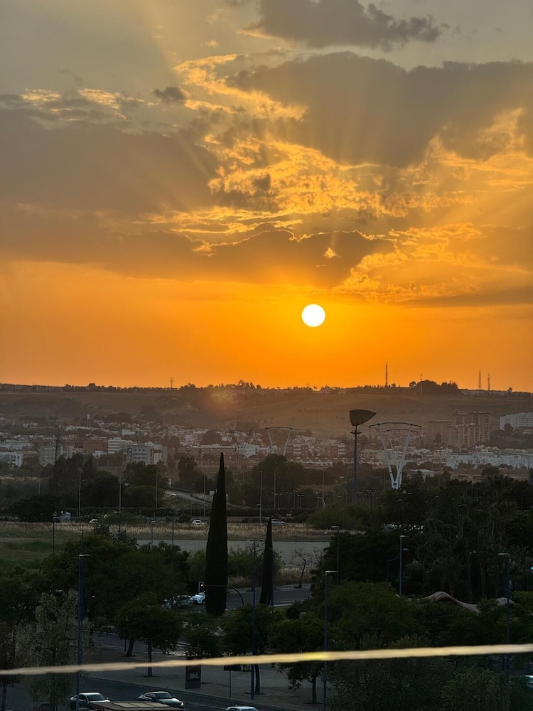 Ribera de Triana Hotel 45/50