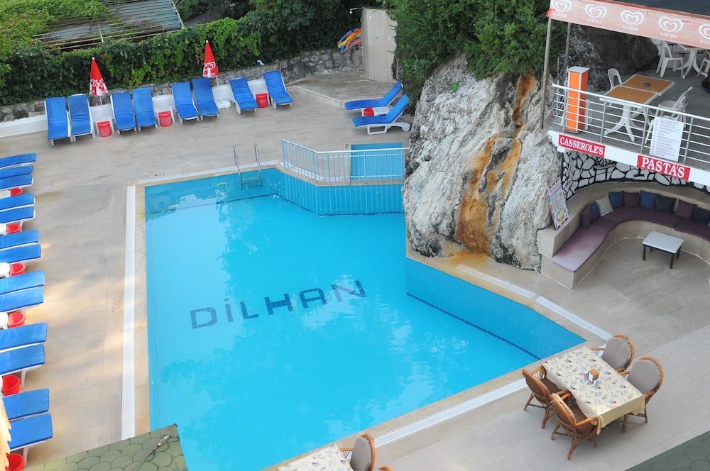 Dilhan Hotel 27/31