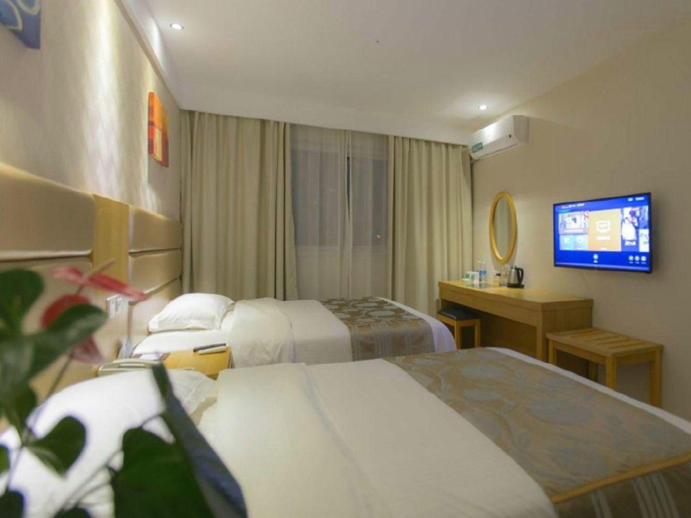 Room at GreenTree Inn XuZhou JiaWang District Express Hotel, XUZHOU
