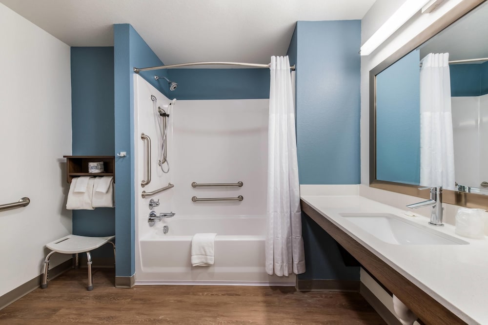 WoodSpring Suites Charlotte - University Research Park 50/50