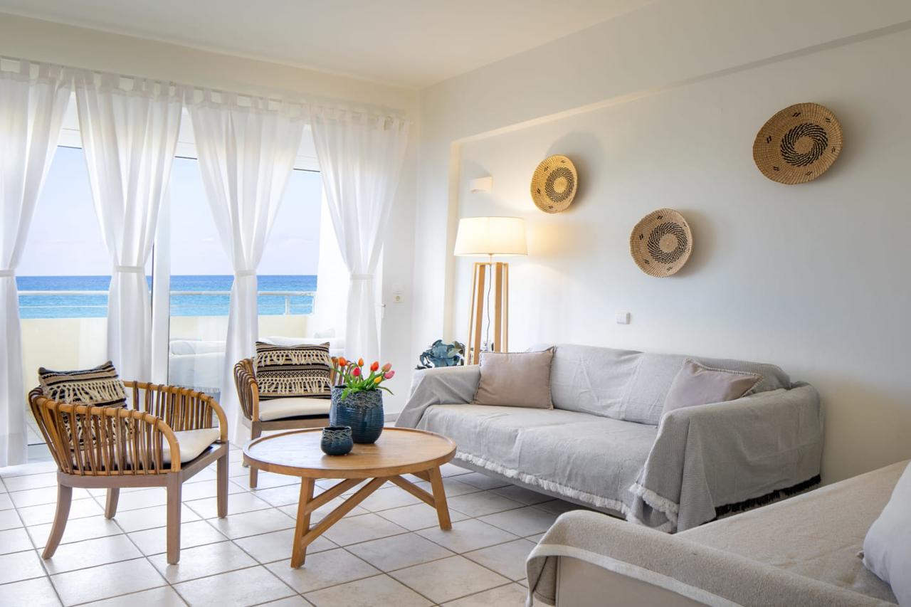 GK Beach Hotel 20/28