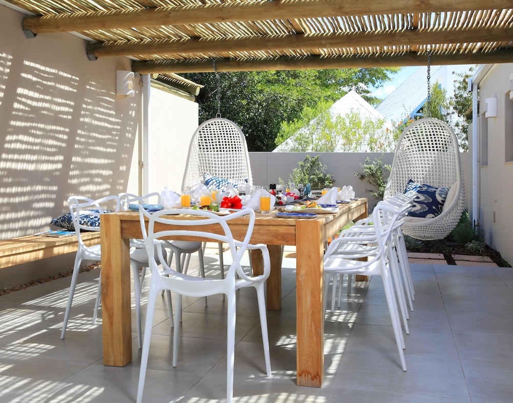 Scallop Guest Lodge 23/33