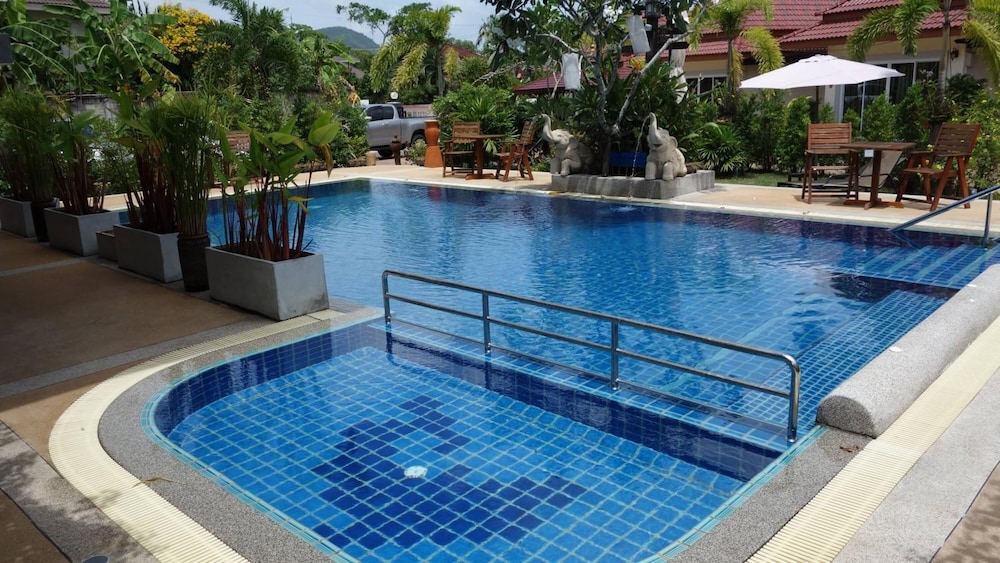 Baan Sooksiri Bangsaray 13/58